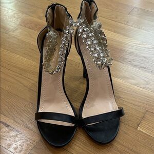 Chase + Chloe Black Heels with Crystal Accents size 9